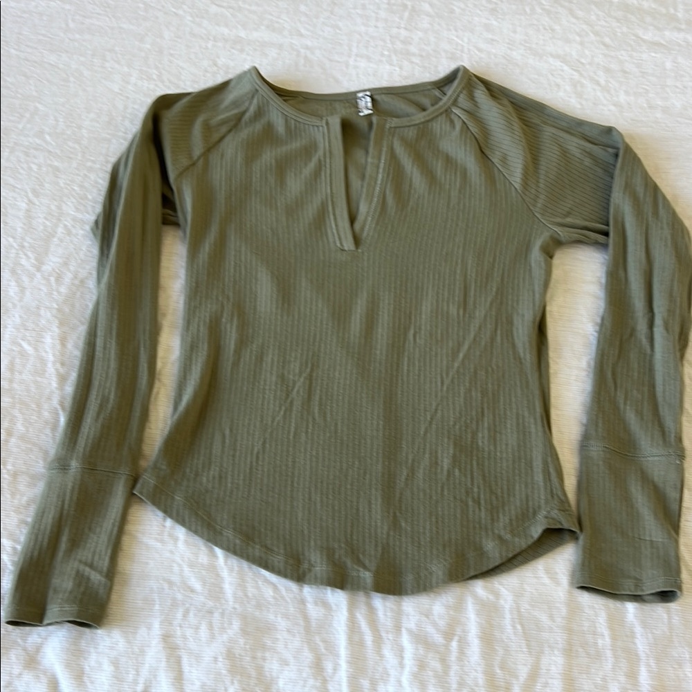 Free People Fitted Olive Green Long Sleeve Tee